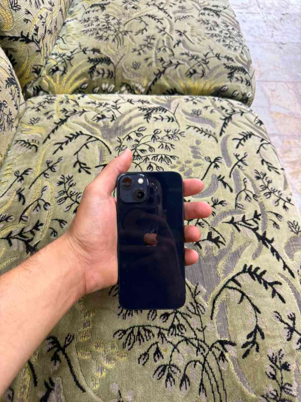 سلام عليكم ايفون 13 عادي بطاريه 83 ذاكرا 128غراضه كامله ويا جهاز لا مفتوح ومتبدل بي شي شرط فحص رايده 425 وبي مجال بسيط مكاني نجف رقمي
***********
