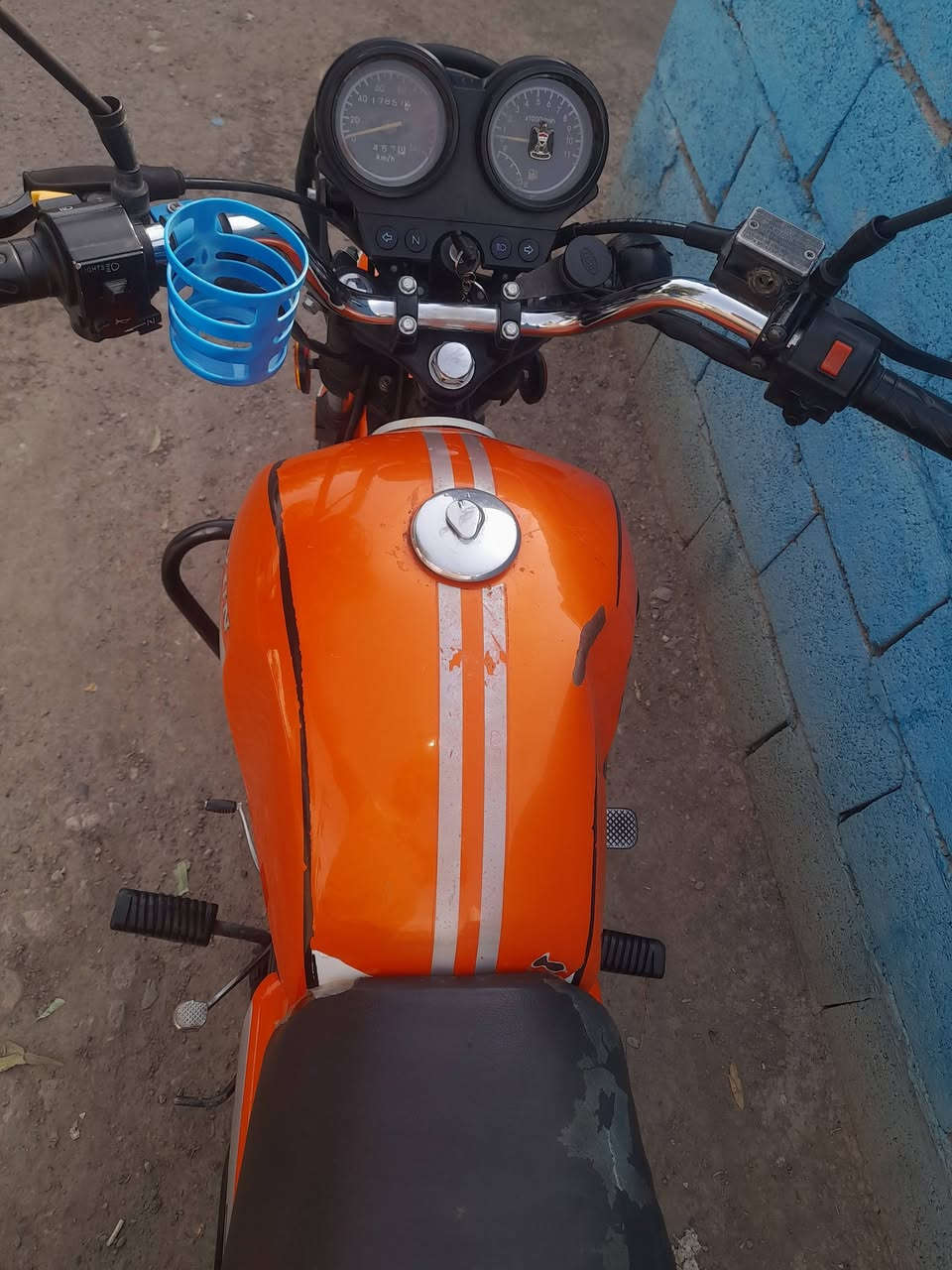 السلام عليكم
دايوان 2022 للبيع 🏍️
الدراجة خير من الله ومرتبة، ونقوصاتها قليلة، مال جناي وسياقتها ناعمة.
السعر 1,150,000 وبيها مجال.
كلشي بالدراجة واضح وما أريد أغش أحد، وإذا تريد تفاصيل أكثر تواصل وياي وأوضحلك كلشي قبل لا تتعنى وتجي.
وبالنسبة للسعر، إذا شراي منختلف إن شاء الله 🤝
📍 الموقع: شهربان
📱 واتساب فقط: ***********

