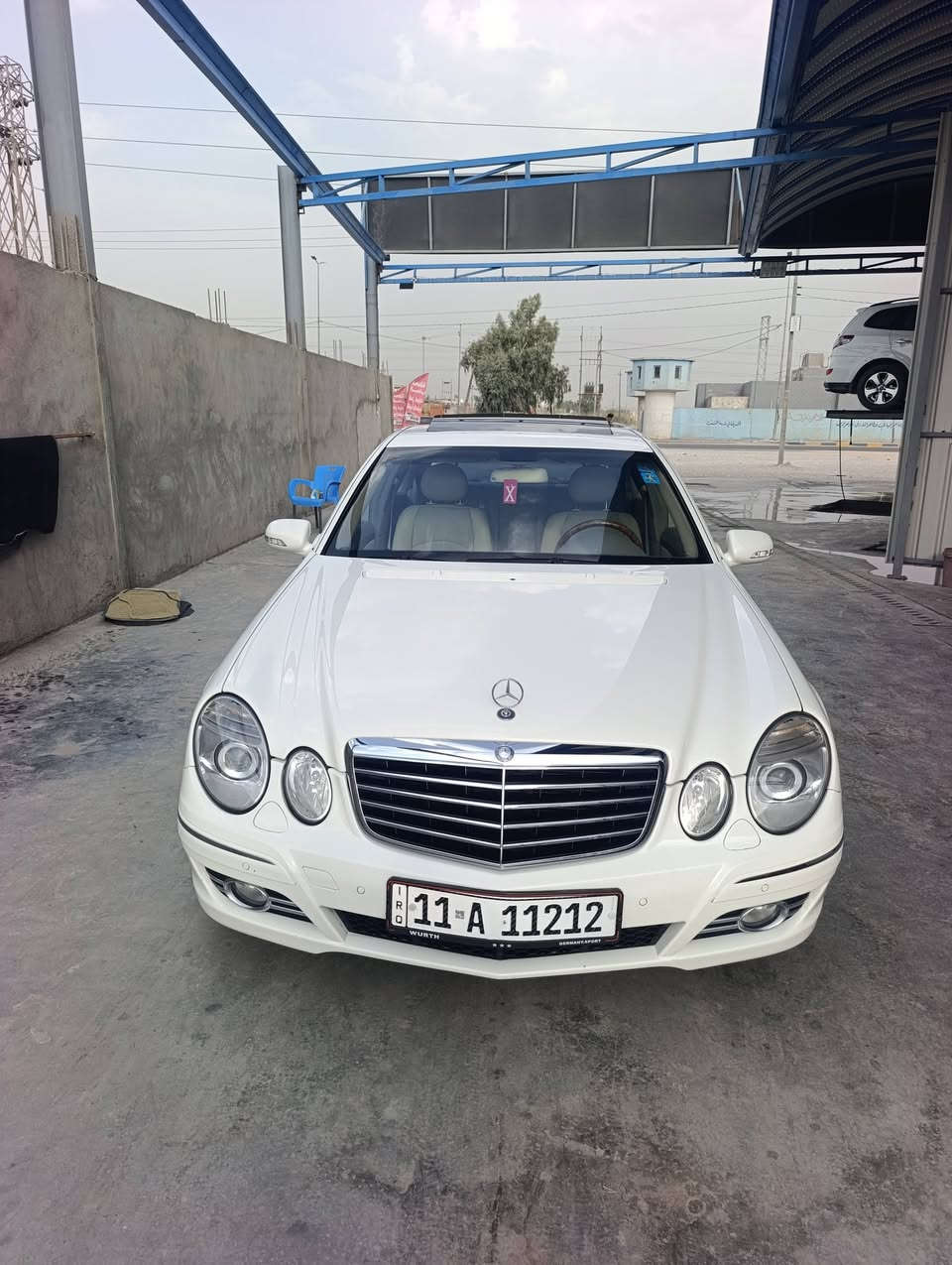 السلام عليكمE320 W211 موديل 2003   بغداد بأسمي  مكفوله بدون اي حادث اوضربه قطرة خياس مابيها
فول مواصفات مايحتاج اذكر مواصفاتها

گير مكينه حداديه كفاله 

بيها بخ جاملغات خلفيه وقطع تبديل شركة 

تبريد ثلج إدامة منظومة التبريد بالكامل

إدامة منظومة البانزين عبوه وفيت بم وفلتر 

بيها نواقص بسيطه 

شريط ستيرن 

گلوب السكن جهة السائق 

فطر بدمة ماء الماسحات

تصفير فلنجات 

السعر 115 وبيها مجال للطيبين مكان السياره بابل ***********
