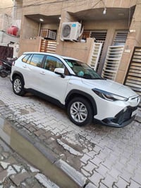 تويوتا فرونت لندر 2024 ماشيه 27 كشن كهرباء  وجنطه كهرباء  وباقي المواص...
