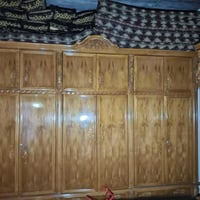 غرفة نوم صاج مستعملة  شي قليل للبيع بسعر مناسب جدا 07518966780