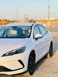 للبيع BYD سيل 05 ماشيه 12 الف على وضع الشركة رقم بغداد السعر 21 مليون ...
