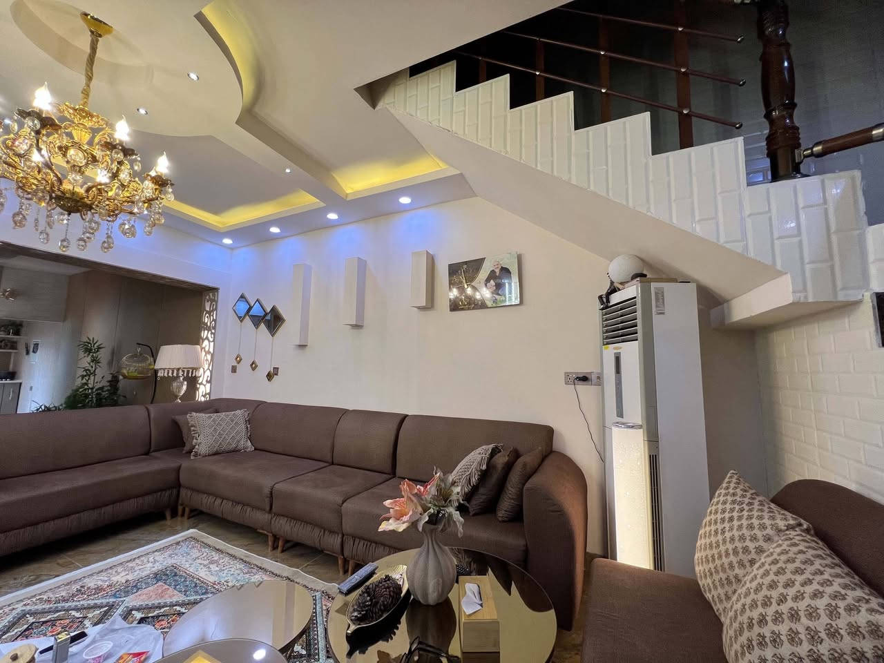 دیوان للبیع کلش نضيف رقم
***********
