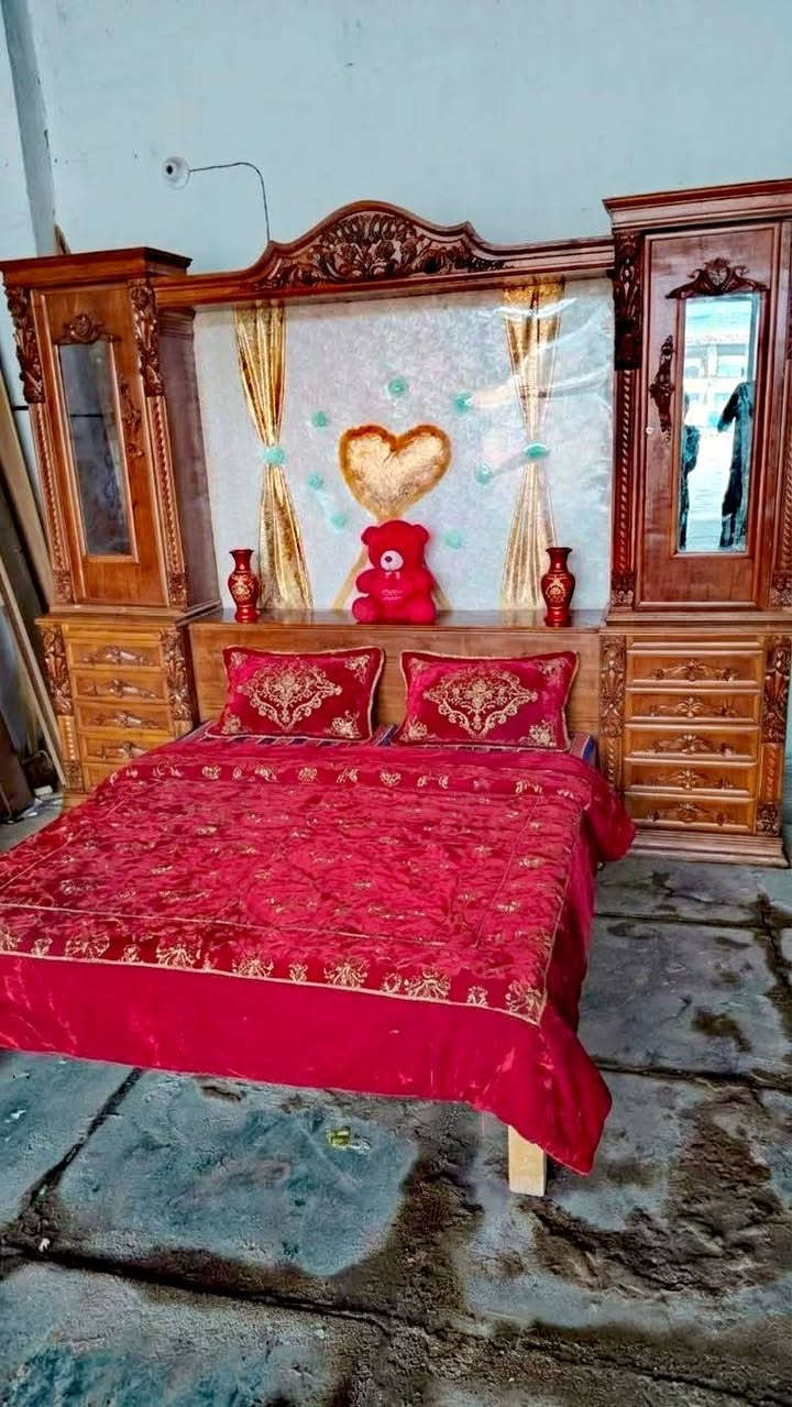 غرفة اخشاب • نقش زان • نضيف جدا