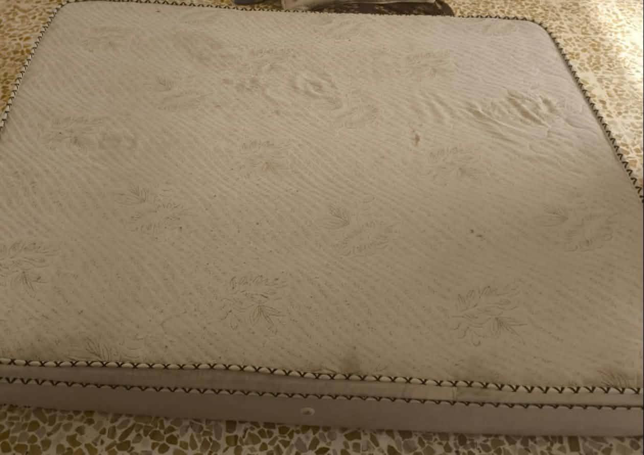 مطرح سبرنك للبيع
✨ المقاس: 150 × 200 سم
📏 الارتفاع: 30 سم
🔹 يحتوي على سبرنك داخلي
🔹 مريح ومناسب للنوم والاستخدام اليومي
🔹 مقاس عملي ومناسب لغرف النوم
📩 للاستفسار عن السعر والتفاصيل، يرجى التواصل مع الرقم ***********
