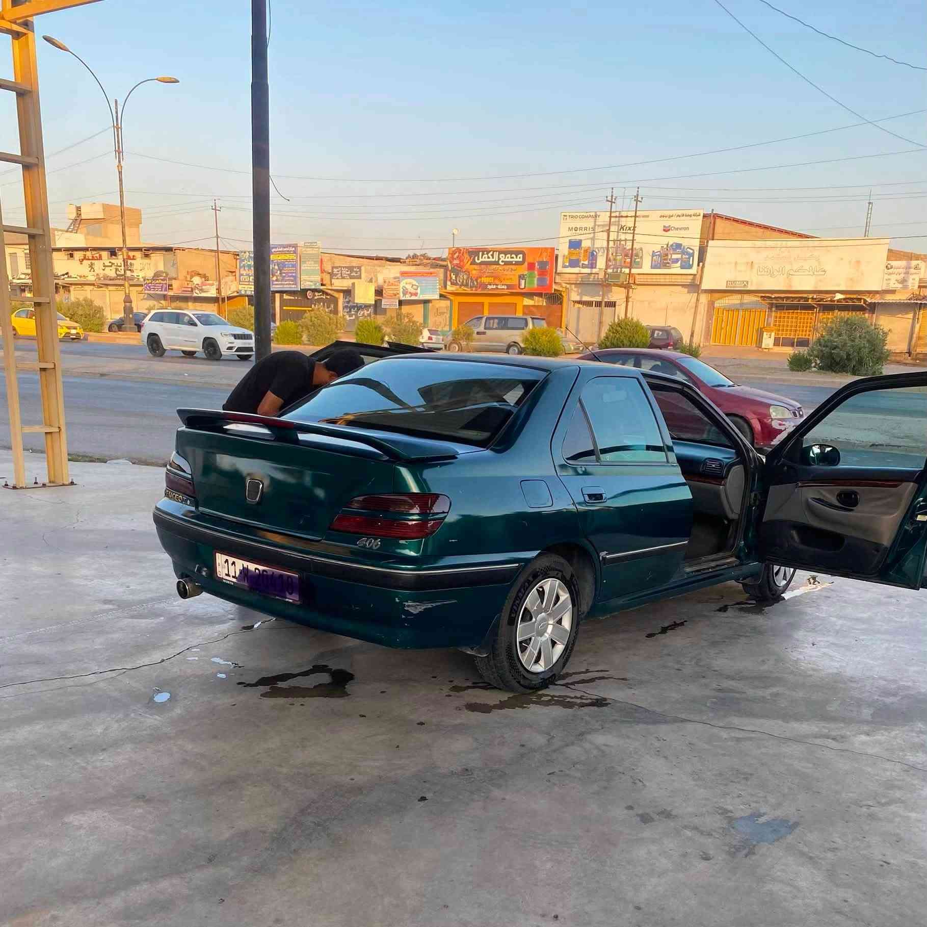 السلام عليكم

بيجو 406 فرنسي 2001 رقم بغداد مسطره بأسمي نظيفه وجاهزة واقتصادية تبريد ثلج تايرات جدد كهربائيات كلها بلادية محرك وكير شرط  تراي وين ما يعجبك صبغ عام بدون ضرر فقط شبرين باب السايق مكفوله شواصي و تكم  وحوض و بچم و لغود بيها كوبون قفل مركزي فتح وغلق عن بعد 
السعر 50 بيها مجال الخاص مفتوح والاتصال ع الرقم ***********
