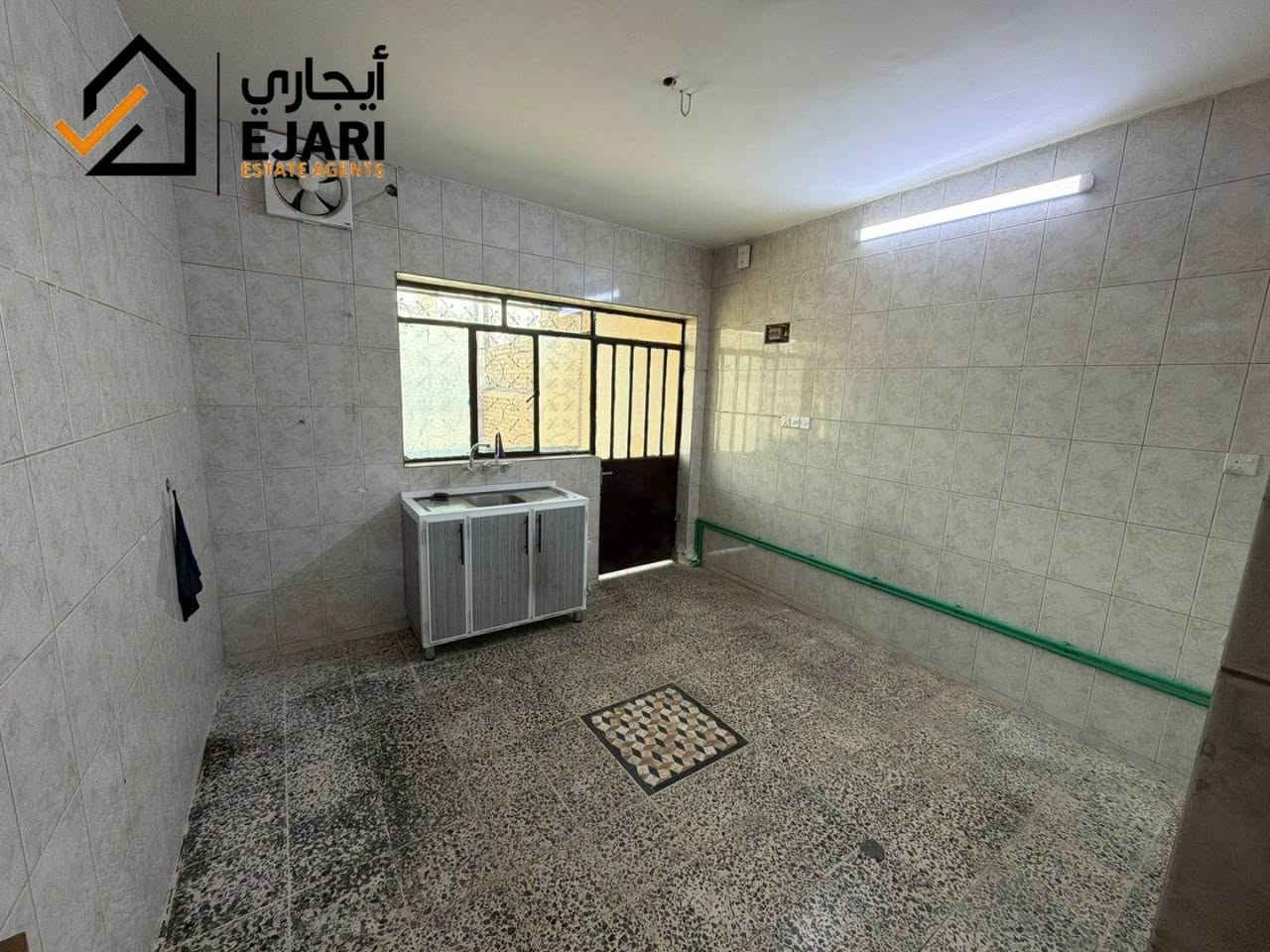 حي الجهاد الرفاق • ١٥٠م • ٣غرف