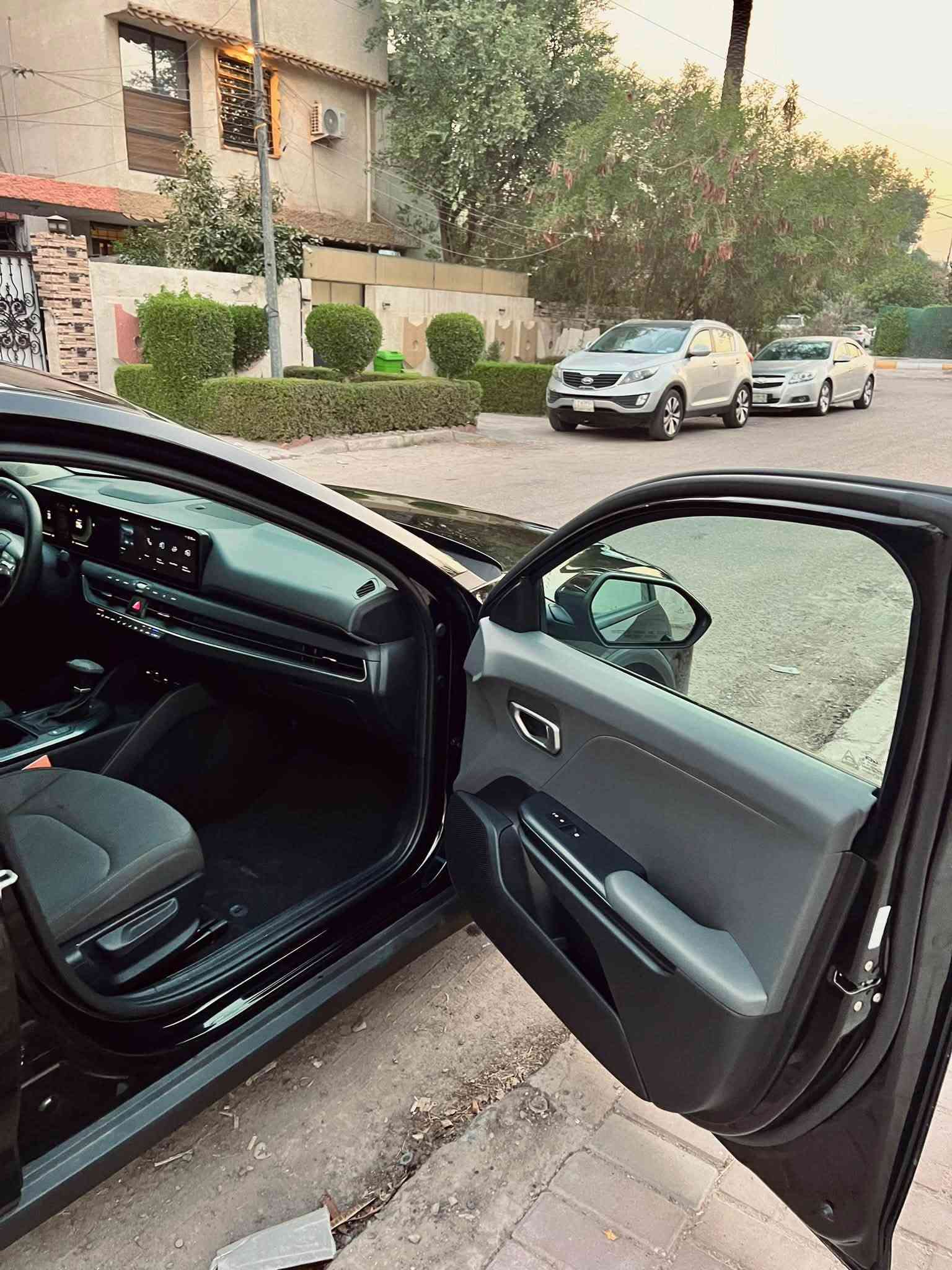 السلام عليكم للبيع
كيا  كي فور 
k4 2025 
بيها فقط بنيد مبدل ومصبوغ 
بدون ايرباك بدون دواخل  
مرقمة اربيل  
تحويل للمشتري مباشر  
المواصفات : 
بصمة  / هندبريك دكمة  / لايت LED  / مكينة 2000 دوش / شاشة كبيرة متصلة ديجتال   / اوتو هولد / LED امامي وخلفي / قيادة ذاتية / كامرة دوارة / رادار تعديل مسار / اوتو بريك / مود درايف / تحكم ستيرن / كروس سرعة /مانع انزلاق / بلوتوث / اواكس / USB /  رادار جانبي

💵💵 164     ورقه  سعرها 
مكاني بغداد الاسكان 

***********: ☎️
 واتساب متوفر او الاتصال عالرقم
