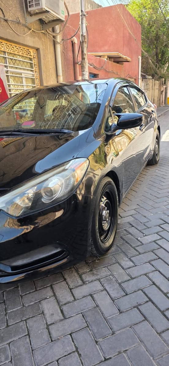 🚘 للبيع سيارة بحالة ممتازة
كيا فورتي
🔹 الموديل: [٢٠١٦] 🔹  الممشى: [205.000] 🔹
 المحرك: [2000دوش] 🔹 الوارد: [أمريكي] 🔹
 السيارة نظيفة وجاهزة للاستخدام 🔹
 لا تحتاج صرف، وكلشي واضح للمشتري
💰 السعر: [100$] وفيها مجال
📍 المكان: [بغداد مدينه الصدر]
📞 للجادين والاستفسار: [***********]
مابيها ضرر السياره
