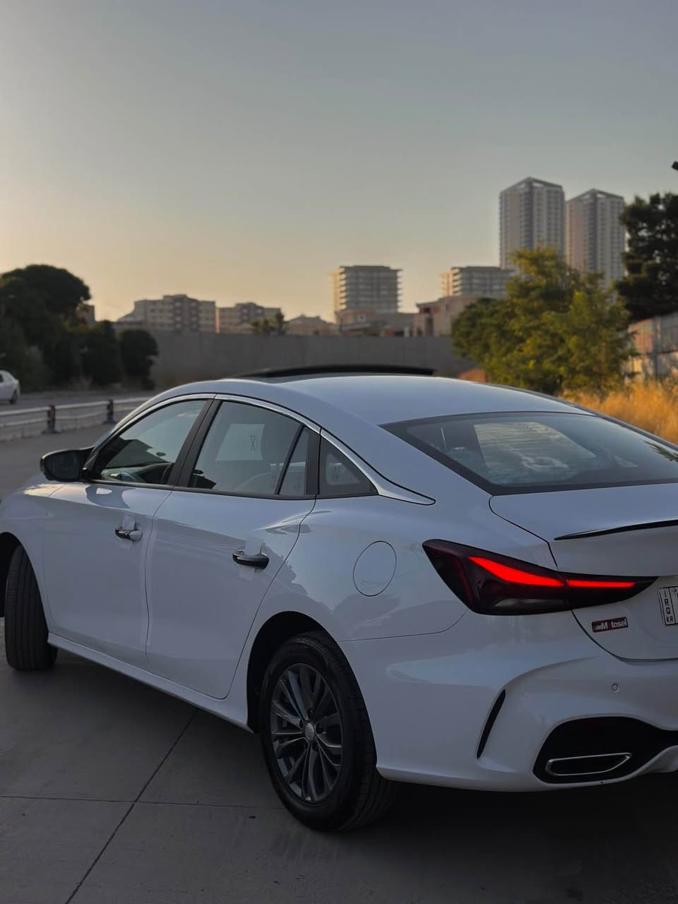 mg gt 2025 automatic 
فوول مواسەفات 
10 هەزار کیلۆمەتر ڕۆشتووە 
سڵایدە ، ٤ کامێرا پێش و دوا و لا تەنیشتەکان ، کامێرای ۳٦٠  ، ئاوێنە شەفت ، ۲ بەسمە ، کوشن جلد ، حاسە ، تحدید سورعە، برێک بەسمەو ئۆتۆ هۆڵد ، شاشەی ئەکتیڤە
سۆنەرەکەیم داناوە 
لە سلێمانیم 
***********
ڤایبەریشی لەسەرەo السليمانية, العراق
