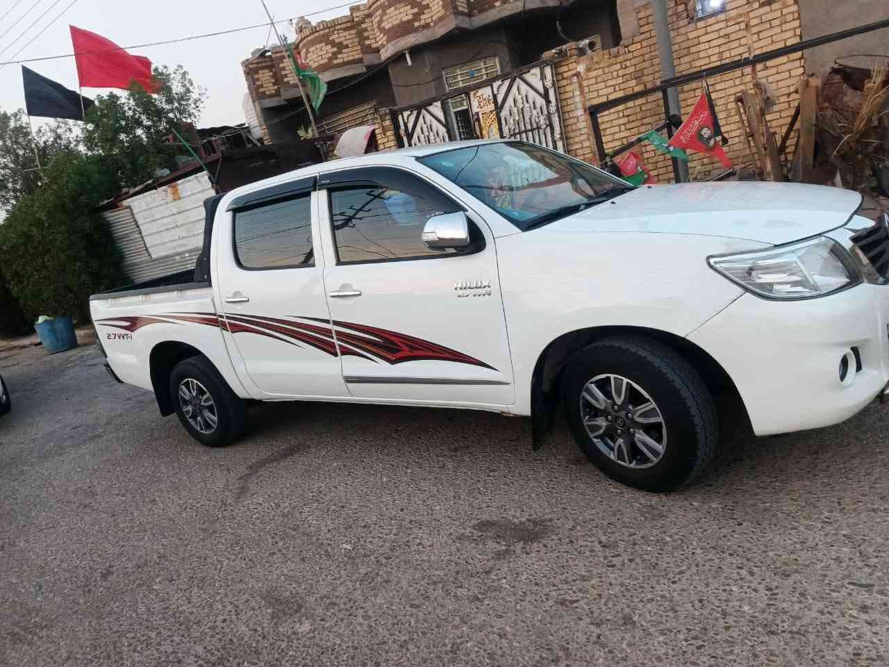 السلام عليكم فلاونزه مديل 14رقم بصره نكليزي بسمي مستعجل عله بيعته الستسفسار انتصال ***********مكان سياره مسيان
