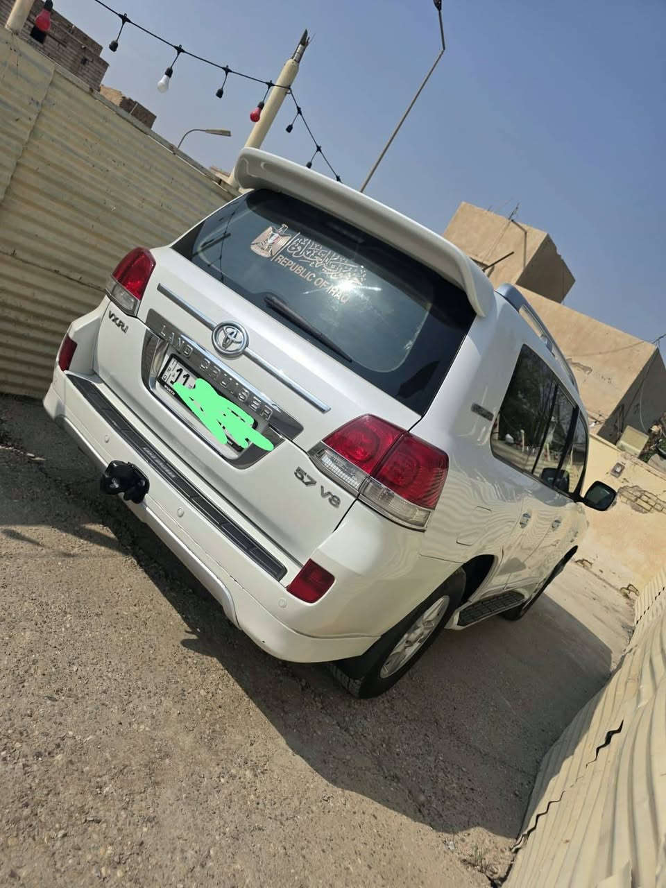 لاندكروزر • ٢٠١١ • رقم بغداد