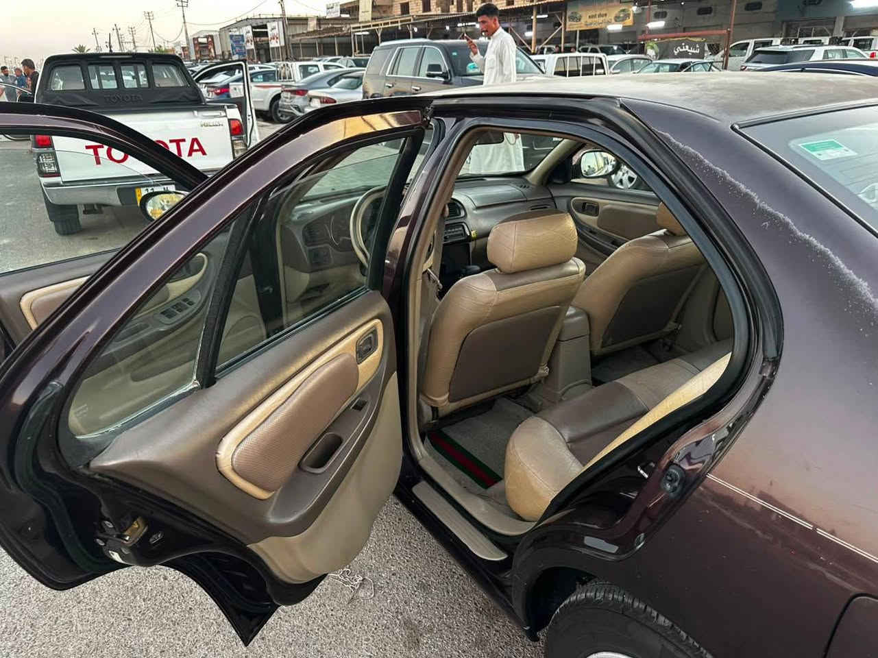 السلام عليكم للبيع فقط نيسان التيما موديل 1998 سياره مابيها اي ضربه فقط جراد تخم تاير جديد صدر امامي خلفي جديد سياره جاهزه على اخر حبايه رقم بغداد انكليزي بأسمي السعر 55 وبيها مجال *********** العنوان واسط قضاء الصويره
