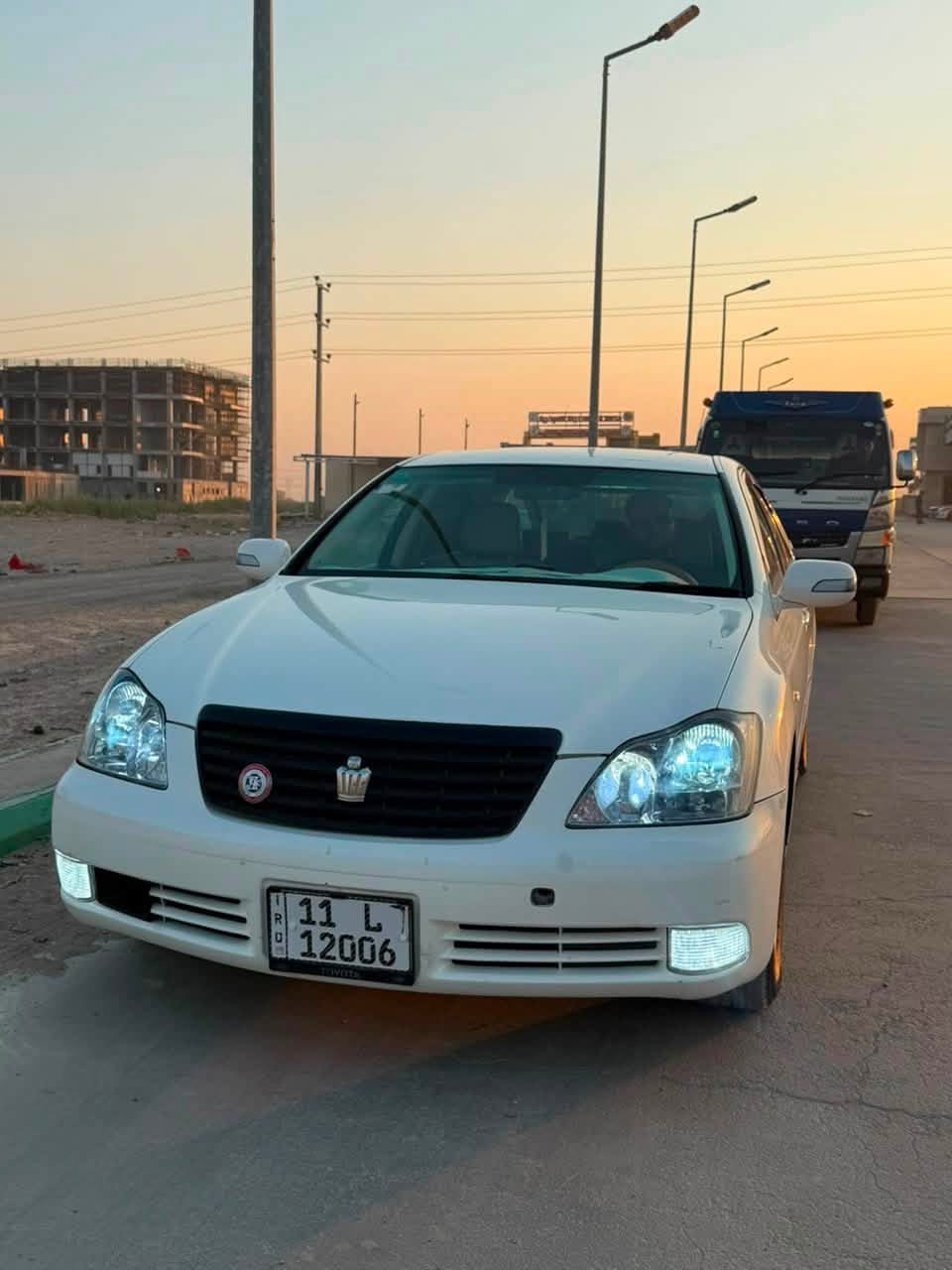 سلام عليكم
بيع فقط فقط  وسعر 165 🔒🔒
شاهينه 2006 ابيض صدفي 
تسجيل قرار 102 
رقم مميز بغداد 12006
المواصفات✈️
3 دكم 
شاصي 82 
بصمه رصاصي  
داخل عسلي 
كشنات كهربائي + جلد + خزن ميموري
استيرن كهربائي
 حداديه  100/100
اشاير بل مري 
ثلاجة
تخم تاير جديد 
تبريد فول 
برده خلفيه + جانبي
لايت زنون عالي ناصي 
رادار✈️
كفاله عامه من الكص ونقل جثه والضربه 
ماعده معجون في الهلال الخلفي 4 اصابع  
 اتصال  
***********
***********

