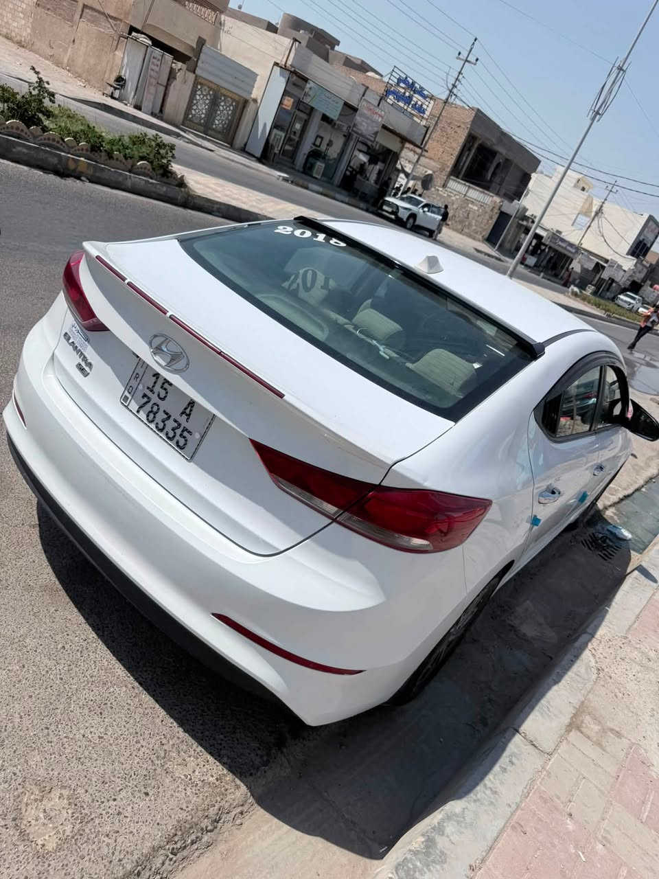 السلام عليكم
النترا وارد امريكي ٢٠١٨ لون ابيض صدفي 

بيها جاملغ مبدل وبنيد بدايتها راجع حار وبيها ملاحظات مثل خدوش رصعات باماكن متفرقة وصبغ حيل قليل بقبق الجنطة ماشيه ١٦٢ 

٤ ويل كب 

عليها ادامة كاملة غرف احتراق وبلكات جديدة حدادية جديدة صدر شمعات وهاي تفاصيل 

مواصفاتها 

٣ انظمة قيادة 

نورمل 

و ايكو 

و سبورت

مثبت سرعة 

تحكمات ستيرن جهتين 

محرك ما مفتوح كير سليم وبحالة ممتازة

لدات لون ابيض

2000 دوش المحرك

كير AT 

مابيها اي نقص 

رقم انبار وباسمي مشروع وطني تحويل ثاني يوم

سعرها ١١٥ وبيها مجال

للتواصل ***********
