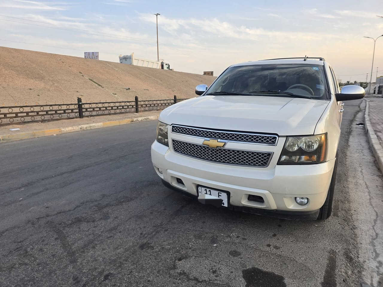 للبيع او للمراوس حسب قناعه  تاهو ٢٠١٣ ltz vip سياره فول موصفات ما يحتاج اعدد موصفاته سياره تو ويل مو فور ويل تايرات جدد جاهزه سياره رقم بغداد بسمي سنويه سنه ٢٠٣١ تنتهي بيه قطعتين صبغ فقط  ماشيه ١٧٨ الف مكان سياره ميسان مركز المدينة رقم هاتف *********** السعر ٢١٨ بيه مجال قليل

