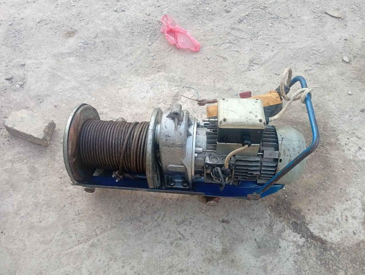 ونج ايطالي للبيع 500كيلو نضيف بدون عرباين سيم جديد شرط الشغل مكان ديالى بعقوبه
***********
