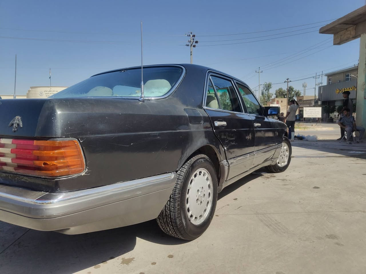 🚘 للبيع مرسيدس رئاسي موديل 1991 🚘
🔹 محرك 3000
🔹 رقم ألماني صلاح الدين 
🔹 السيارة بسمي
🔹 تشغيل وحالة جيدة
🔹 سيارة رئاسية 
💰 السعر: 40 ورقة
📌 البيع للجادين فقط
☎️ للاستفسار***********
مكان السيارة الحويجه كركوك
