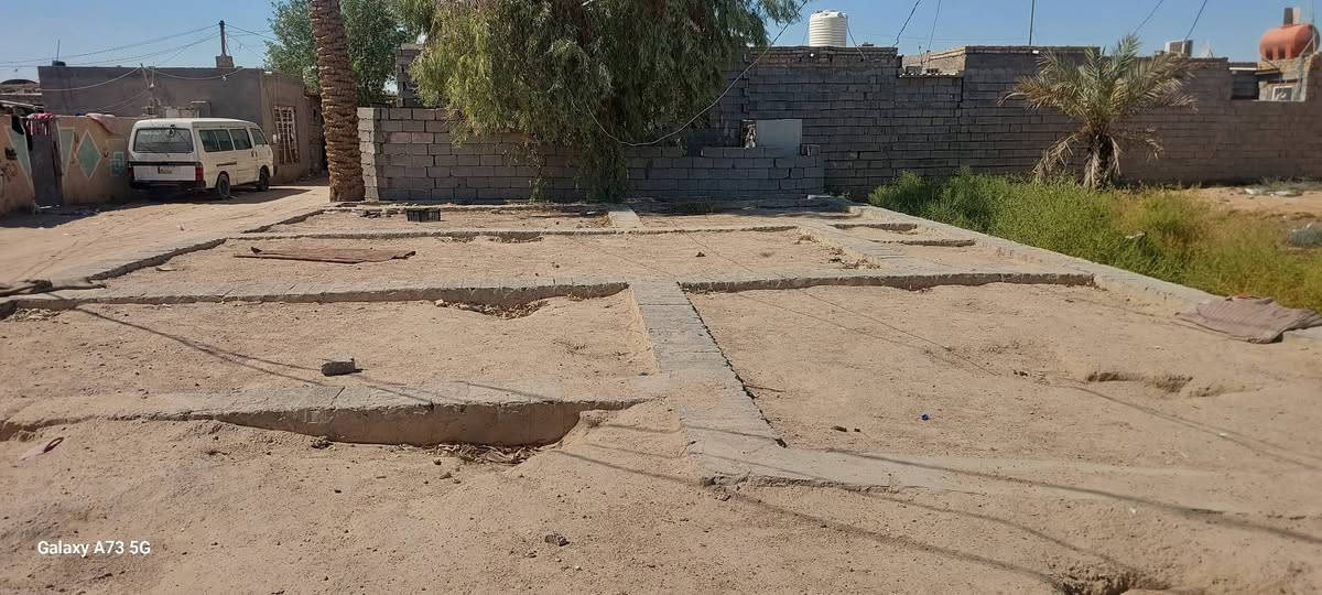 من رخصة المدير
السلام عليكم ورحمة الله 
قطعه ١٥٠ متر زراعي قرار ١٧ في كربلاء الشبانات البزل الرابع وجه القطعه مباشر على الطريق الرئيس تبعد عن الشارع تبليط  ٢٥٠ متر وعن دار الايتام ٢٠٠٠ متر سعر مناسب 

لاستفسار الاتصال ع ***********
