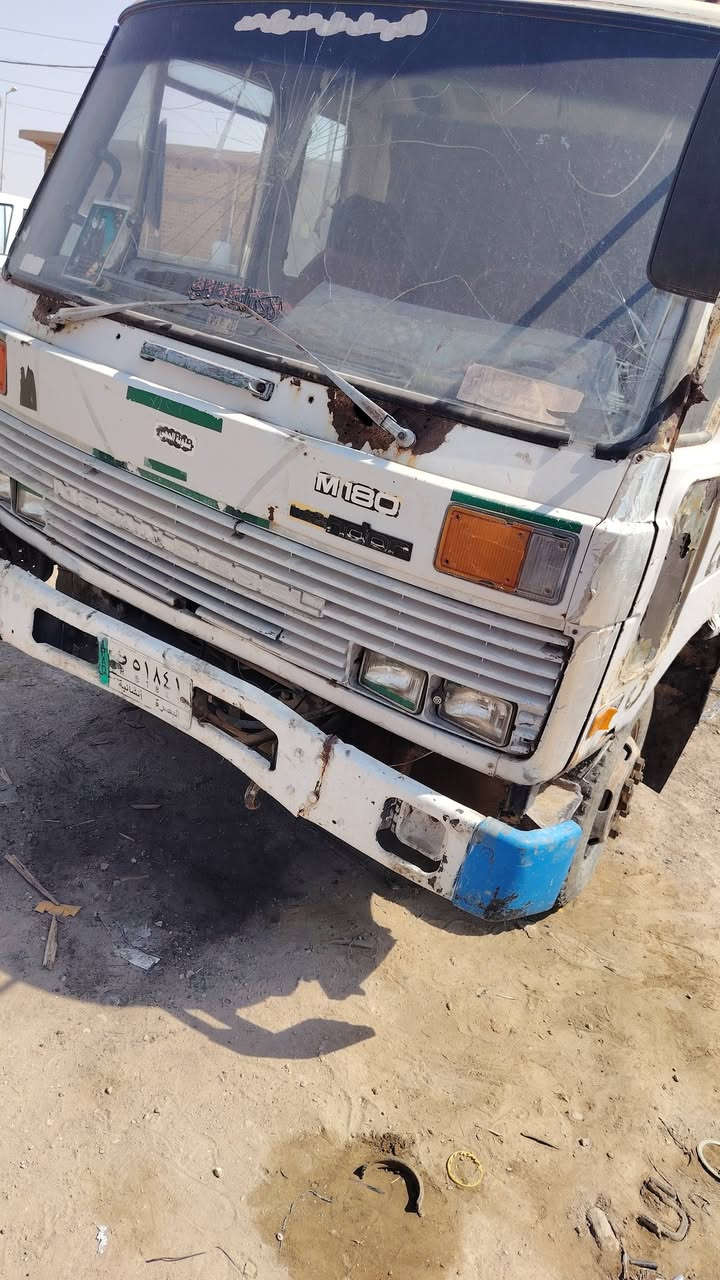 السلام عليكم نيسان عظم  بل سنويه انشايه بسمي مكينتها بعدهي اعله السحك توني جفتت بل نجف دهن التجفيت بيها بعده ما مشتغل عليها حت4ساعات كير شرط اكسن وشاصي شرط كهربايات كلها شغاله توني مدوشمها  مكان السماوه السعر40 وبيها مجال  استفسار ***********
