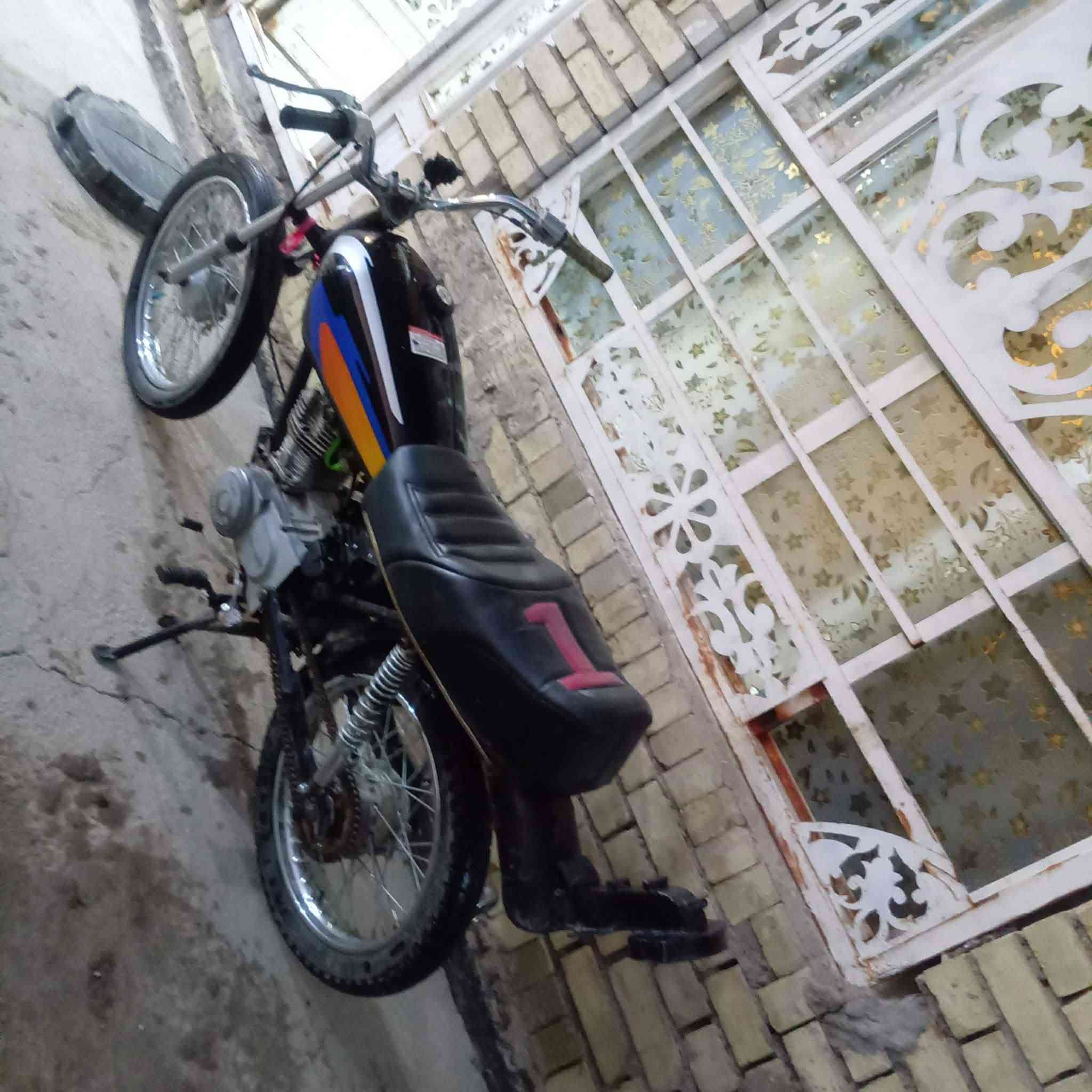 سلام عليكم دراجه نامه محرك شلامجه للبيع دراجه بس الفشكه طاكه مال المحرك  والسعر 190بيها مجال للطيبين رقمي ‏‪***********‬‏
