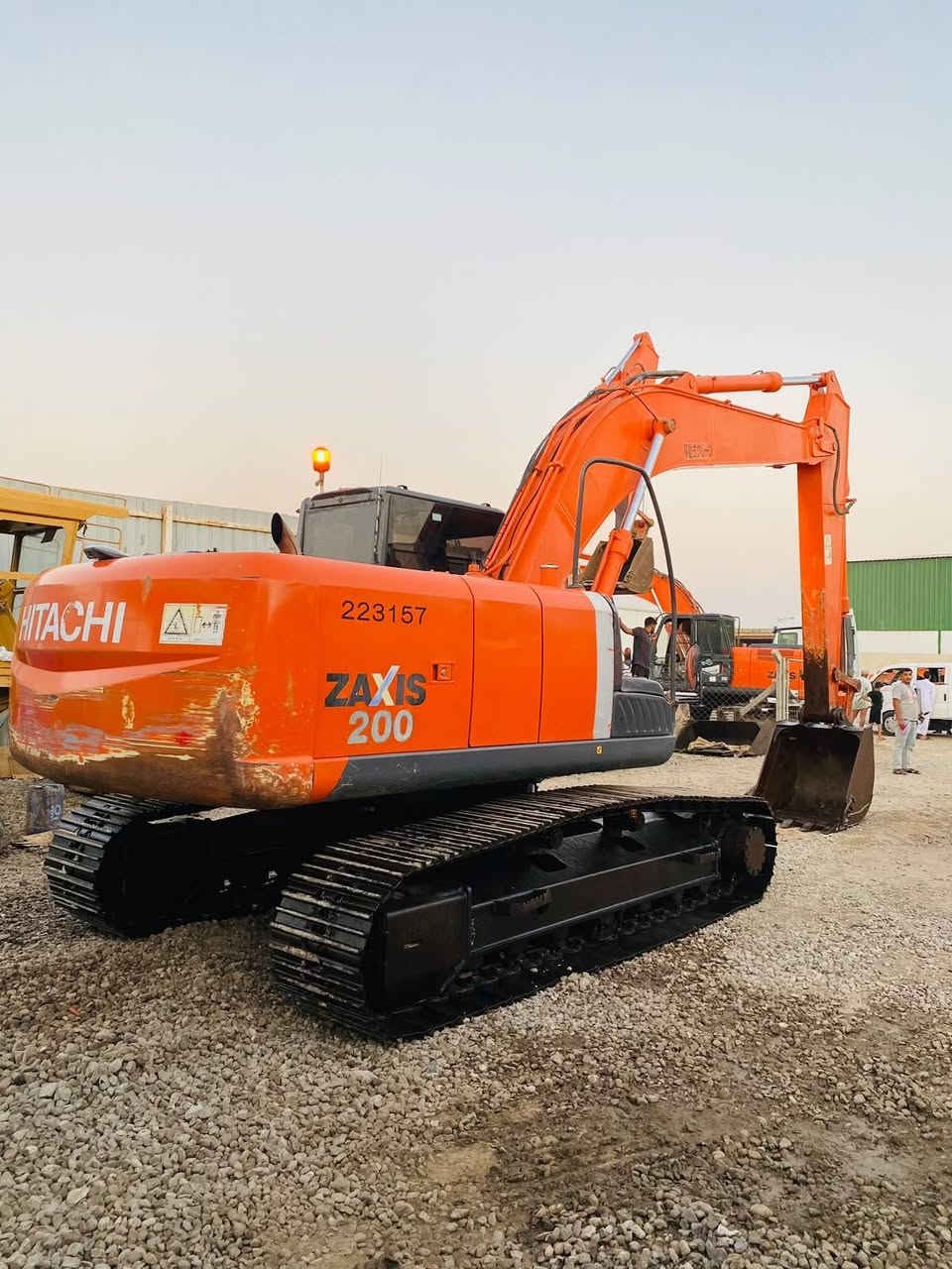 بسم الله الرحمن الرحيم

يوجد لدى معرض الحجاري لبيع وشراء الآليات الثقيله  

 #HITACHl_ZAXIS_z3_200
هيتاشي_زت٣ 

للبيع #جديد ومكفول  ✅ بدون صبغ 

دخول جديد new ✅

نضافه فووول ✅🇯🇵

وارد اليابان 🇯🇵

كفاله عامه 🎌✅

عدد ساعات العمل( 6900)✅

الموديل2013 💯 

العنوان :بابل الشوملي الصناعي طريق الحولي 

للاستفسار

             سيد مصطفى  ***********
