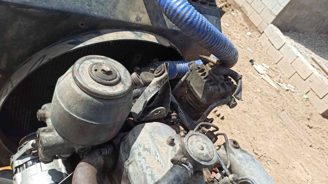 سلام عليكم محرك افيكوو حجم 120 نضيف جدن حاويه وماء مشتغل بل عراق فقط ريه وحده محرك بلادي حجم 10X12خنزيره ام 👑 التاج ضقط عالي محرك بيه ماي خير من لله بواري 10 متر حجم الحديد 4 ملم محرك تاخذه وشرط الماي مكلف بل نشر *********** المكان ميسان ناحيت سيد الرفاعي جبته حاويه ونزلته كبل  نضيف معنه الكلمه تاخذه وتكول رحملله ولديك تشغل يله تاخذه محرك مكفول لا تبخير ولا تنقيص سعره 6 مليون وبيه مجال محرك كله بلادي وماء مفتوح شرط شريكه
