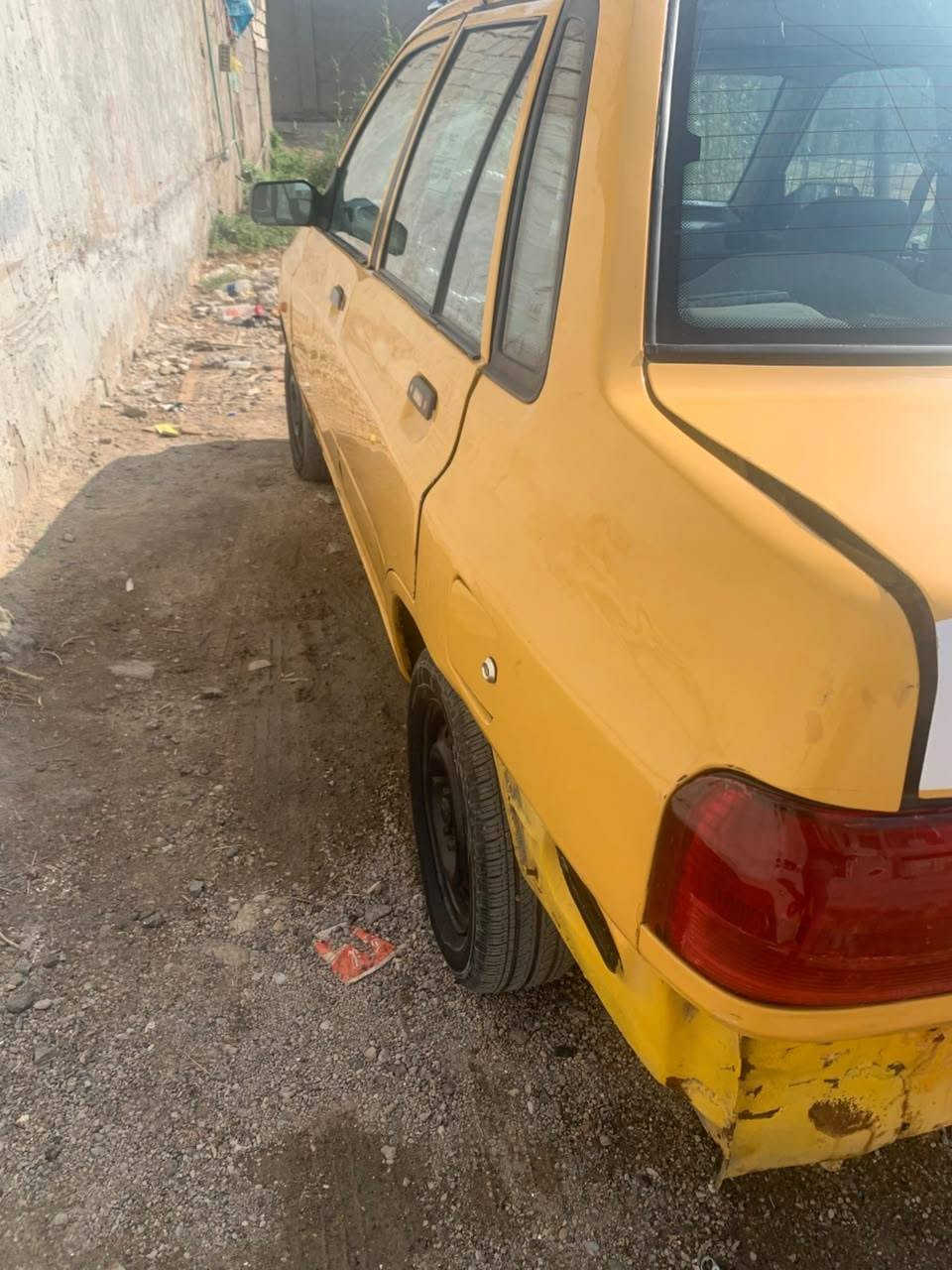 سلام عليكم سايبه موديل ٢٠٠٩ 
صدر جديد درام شفتات جديد
شواصي مكفولات تبريد ناقصه بس راديتر 
تخم تاير جديد  كير شويه تعبان 
رقم لماني سنويه لحد ٢٨ نتهي 
        (( سياره بدون تحويل ))
سعر ١٤ وبيه مجال  مكاني بغداد بوب شاب 
ملاحضه دعاميه موجوده
***********
