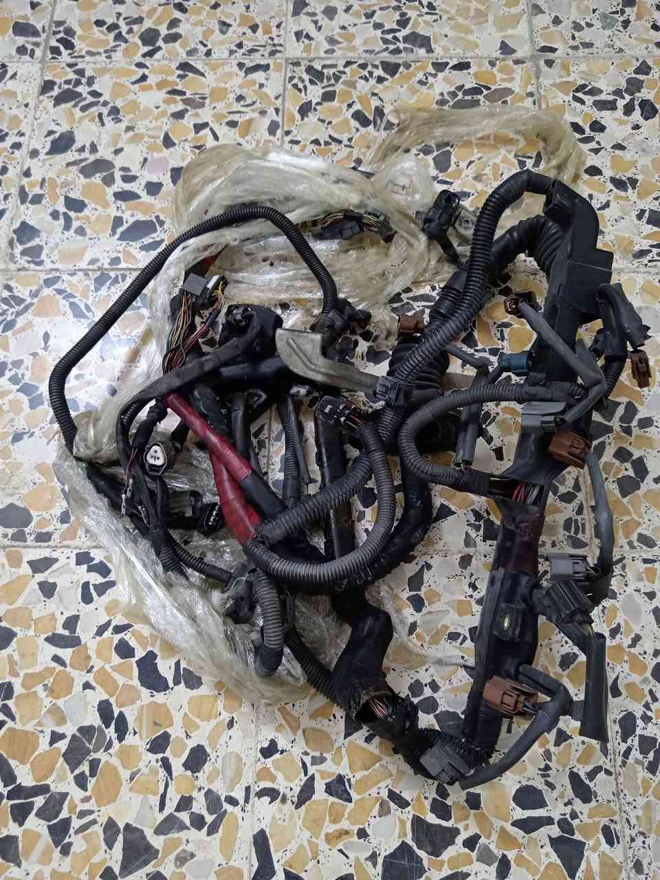 أسلام عليكم غراظ بطه حاويه للبيع الاستفسار على الرقم ***********

