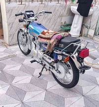 سكنر • ٢٠٢٥ • وراق