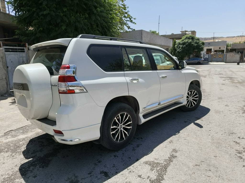 بەناوی خوای گەورەو میهرەبان
پڕادۆ 2015
6 بستۆنە
مواسەفاتی قەتەریە
لۆک لۆکە 
بێ بۆیاخ
قفڵی 3 دەفتەر 
9647719482887 السليمانية, العراق
