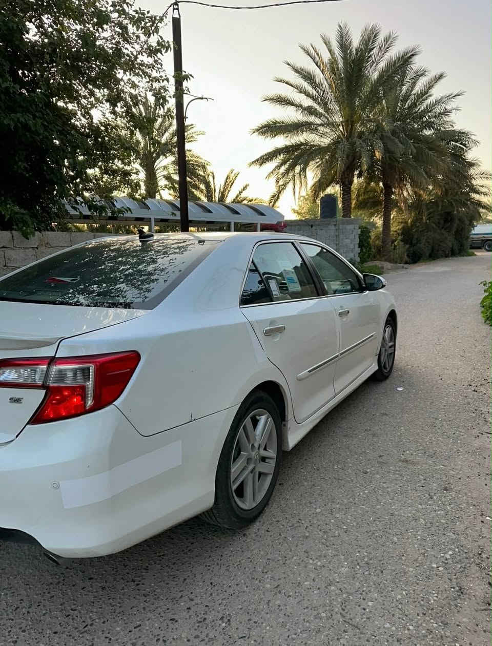 السلام عليكم
كامري 13 سليمانيه هزه ورقم جديد 
مكفوله من الصبغ فقط شبر بالباب السونار بالمنشور
جاهزه تخم تاير تبريد 
السعر 145$بيها مجال مكاني بغداد الكرخ سونار بالمنشور

***********
