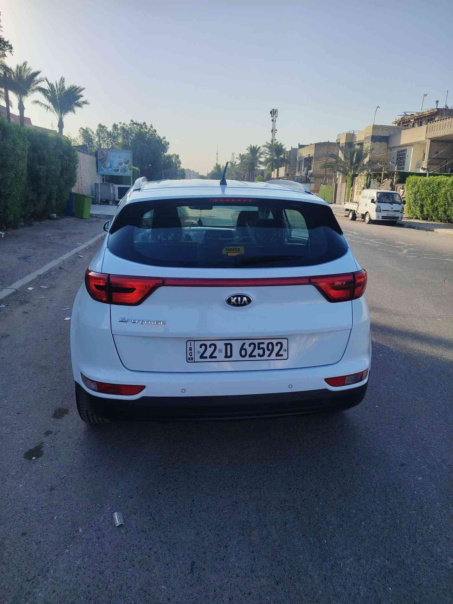 كيه سبورتج للبيع موديل 2019 خليجيه شركة دوليه استخدام شخصي السياره كفاله عامه على وضع شركه من صبغ ومن ضربه وفتح وتبديل  مكينه وكير كفاله محرك   2000ماشيه87 تحويل مباشر رقم أربيل سعرها 170 ورقه بيها مجال بسيط مكاني بغداد البلديات رقم ***********
