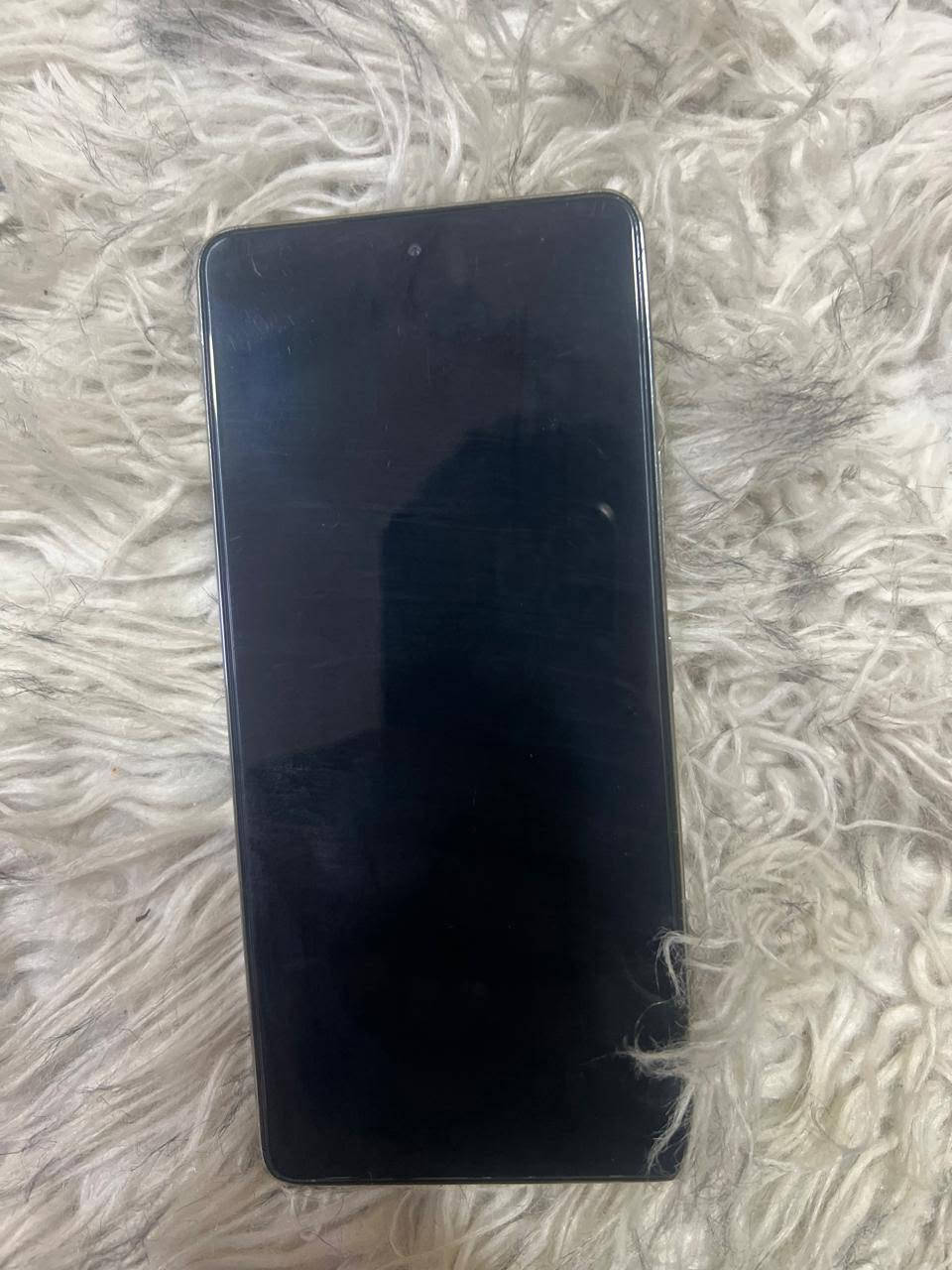 مبايل مستعمل 160 الف  نوعه انفنكس نوت40 5G فقط سماعته بي وشه  رقمي ***********
