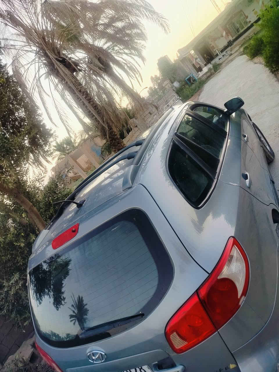 سنتافي للبيع موديل 2007 6 سلندر 2700 مكفول كير ومحرك بيها قطعتين سياره جاهزه من كلشي نقصها بس تبريد المكان ديالى ع أطراف الخالص بيع مستعجل 100 وبيها مجال ***********
