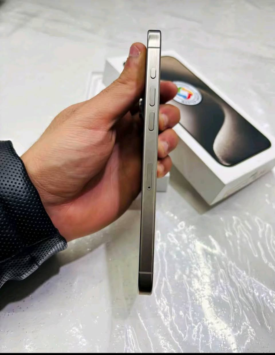 iPhone 15 pro max 256
السعر مليون قفل 

جهاز نضيف ✅

شرق اوسط 

تفحص وين متريد اذا بي شخط اكسره كدامك 

بطاريته84
عدد الدورات مال شحن 700

للبيع السعر مليون قفل بدون عمله او للمراوس شعندك نزل

*********** متواجد واتساب ورصيد بكل وقت 

العنوان الزعفرانيه شارع الكهرباء
