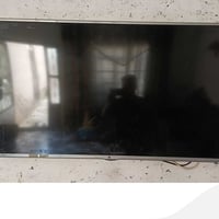 ال جي • ٤٧ بوصة • شاشه مكسوره