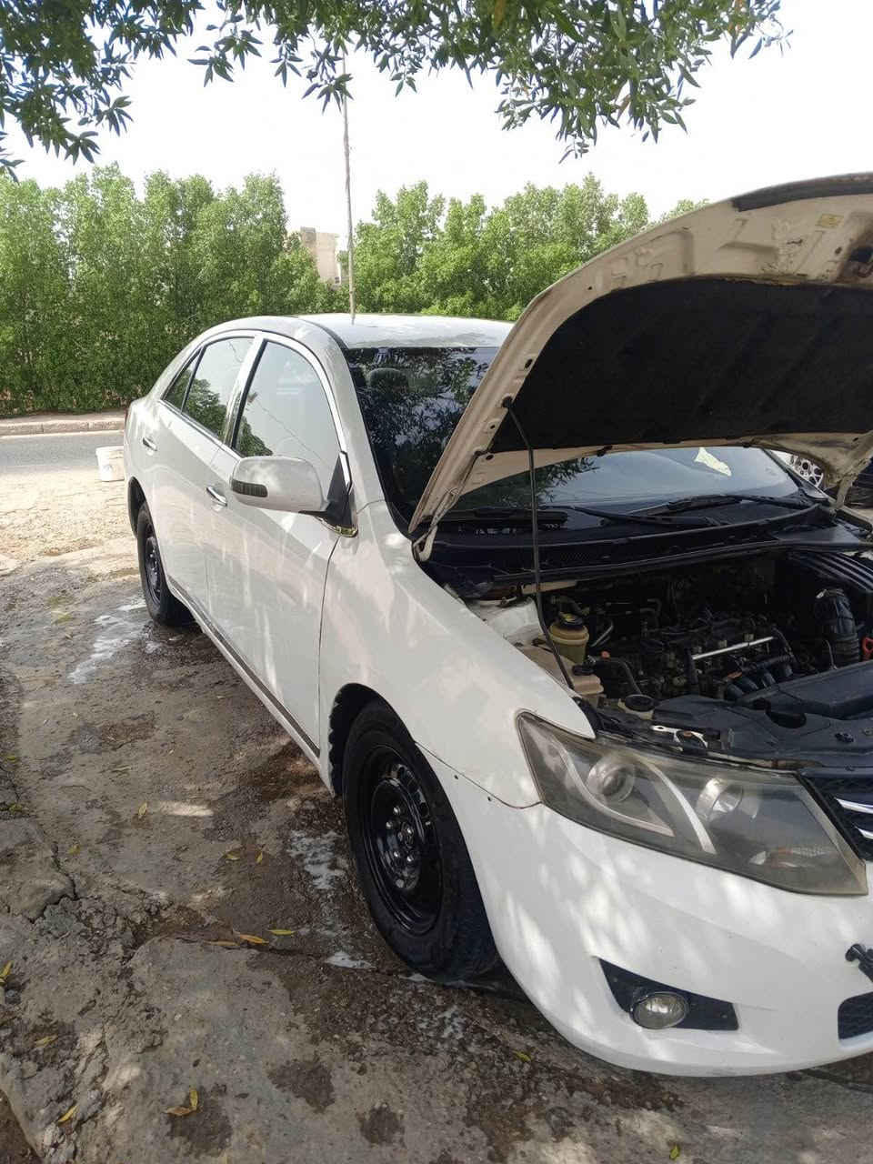 مكلف بل نشر يعني لاتراسلني خاص وصلت 
وله اغنيهالك سايبه اريو تبريد وحداده وتايرات وباتري ودواخل نضيفه 
سنويه منتهيه 32ورقه
 
***********‬ البصرة, العراق
