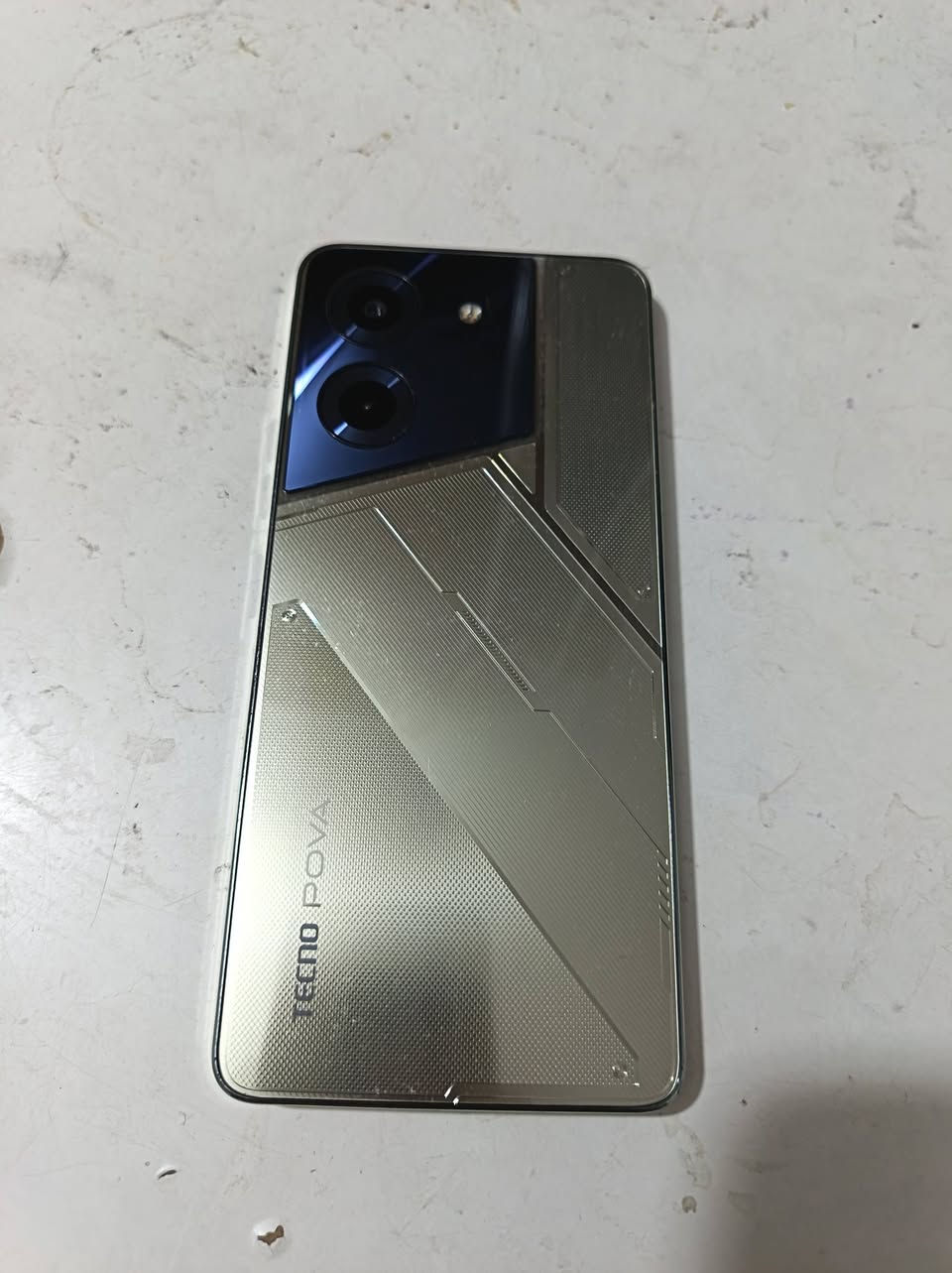 Tecno pova 5
موبايل تكنو بوفا 5 ذاكرة 256 وعشوائية 8G بطارية 6000 m 
جامة الكلاس مفطورة فقط بس ممأثرة عاللمس 
مابي غراض فقط كارتونه وكفر حماية 

للبيع ب80 الف 
مكاني بعقوبة - حي التحرير 
***********
