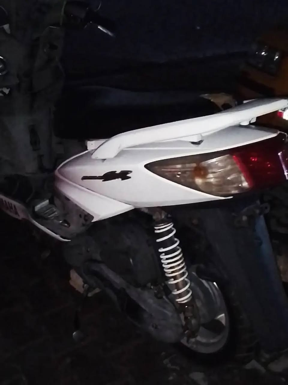 سكنس فحل ياباني
سكليتر خطين 
نوزل 
مكينه كفر بلادي كفاله
ماشيه ٢٢
قبق نفخ
كهربائيات كله شغاله 
اشاير 
ستاند حساس 
سعر (مليون وميه)
تواصل(***********)
