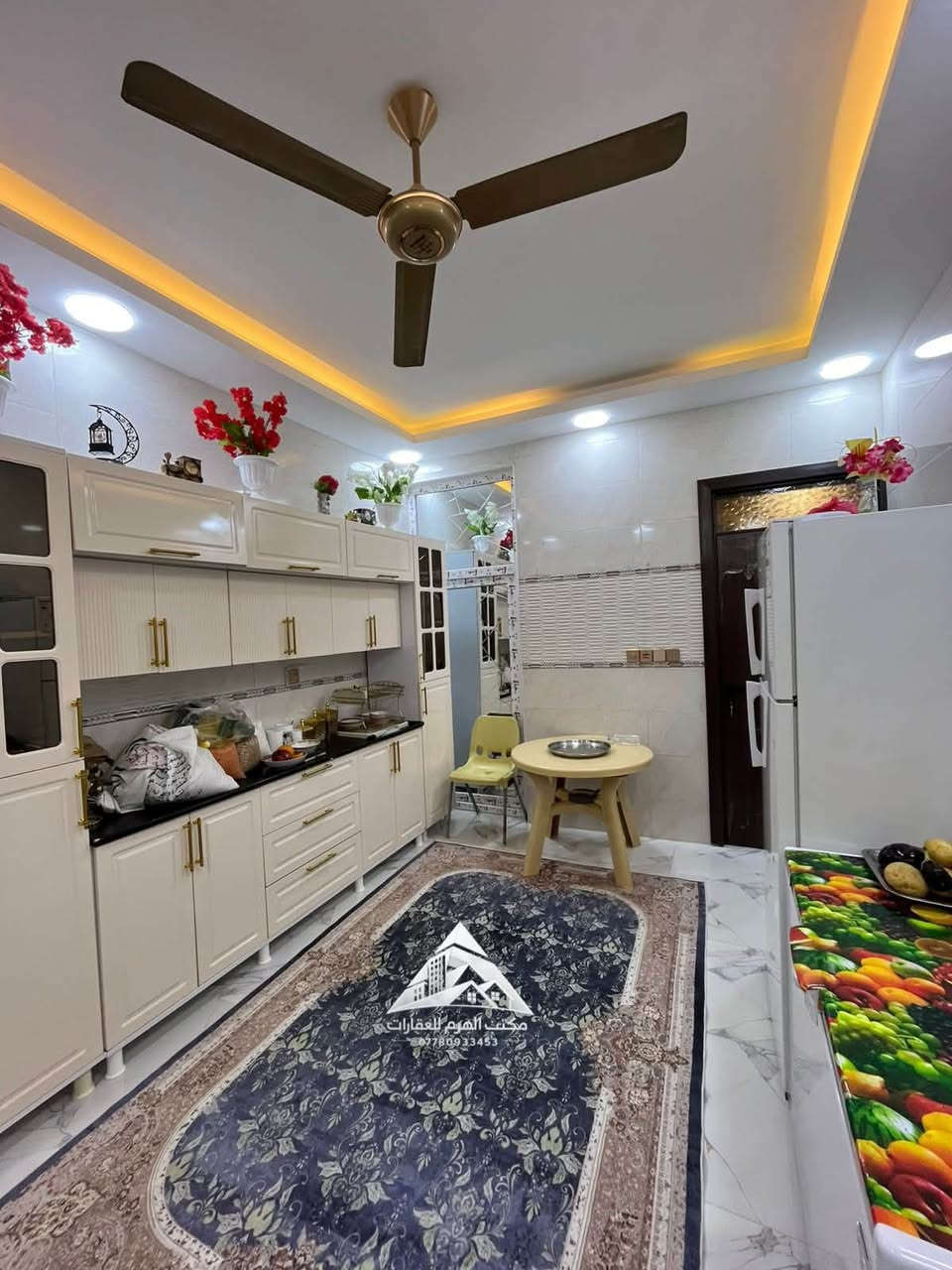 🏡 بيت للبيع – حي المعمل (العمالية)
📐 المساحة: 150 م² بالسند
📏 الواقع حالياً: 187 م²
🛏️ غرف نوم: 4
🛣️ شارع: 20 م

📍 موقع مميز في حي المعمل – العمالية
✨ فرصة مناسبة للسكن والاستثمار

📞 للاستفسار والتفاصيل:
غيث
☎️ ***********
☎️ ***********

📍 مكتب الهرم للعقارات
