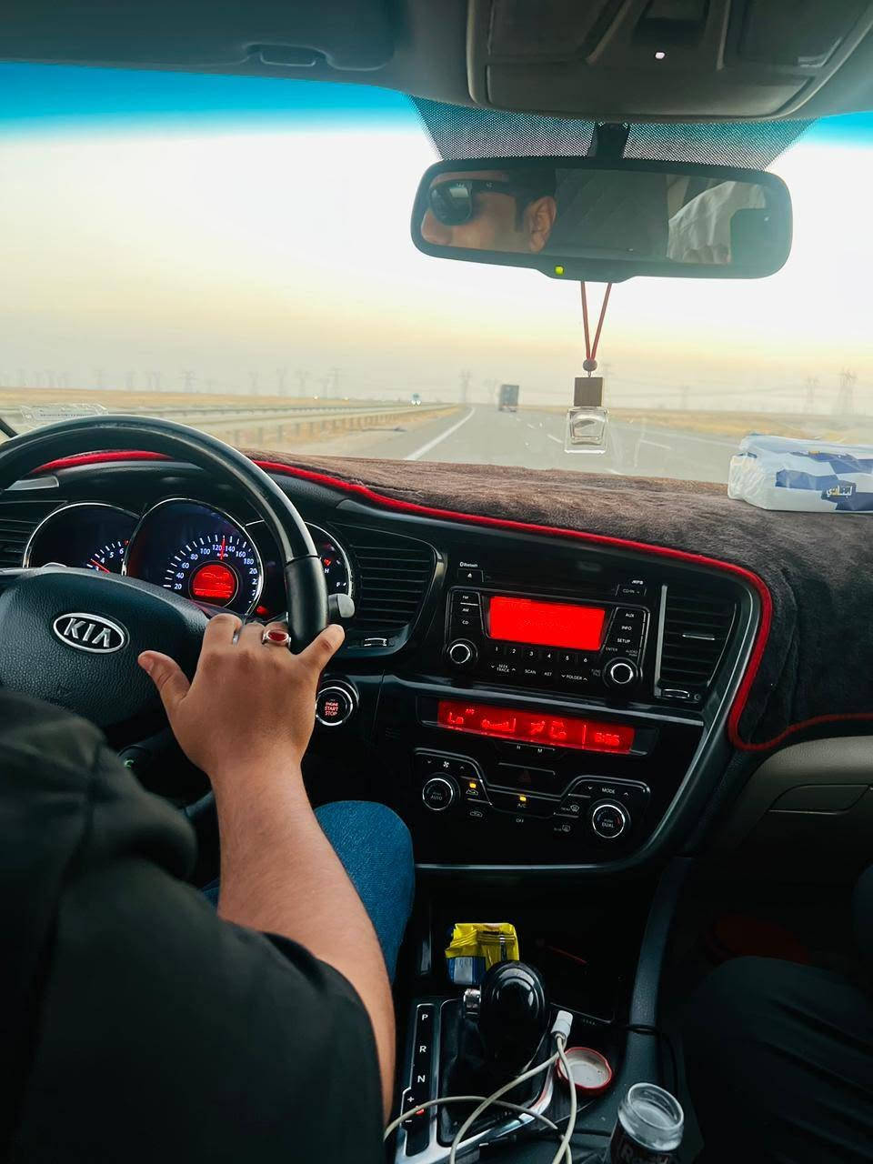 سلام عليكم شياب اوتما موديل 12فول مواصفات عل اخر مزوعه خليجي مكفولا كفاله عامه مكينه 2400سيارا توني مسويلها اداما كاملا من نوزلات باتري تواير ويالا جامه اماميه بلكهت درايمات يعني  وين ما يعجبك روح سياره غرفتها خير من الله مكينه دوش  كلش حلوا تبريد تت فءه وتوني بدلت منضومت تبريد جديده حته ثلاجه سياره كاملا كلا شغال سياره بيها جراد بل بنيد قليل ول جنطه موضح بل صور وخليتلا فابلوم جماليه وبيها دحجه بل باب لوره لعبري زغيره وما معمره علمود كفالتها سنويه جديده رقم سياره نكليزي سماوه سعرها 125بيها مجال قليل 
عنوان سياره ناصريه سوق الشيوخ
***********
