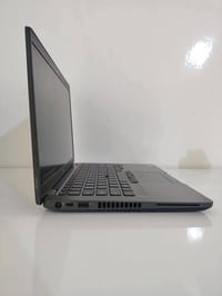 ديل 5401 • i7 الجيل التاسع • ٢٥٦ جيجا SSD