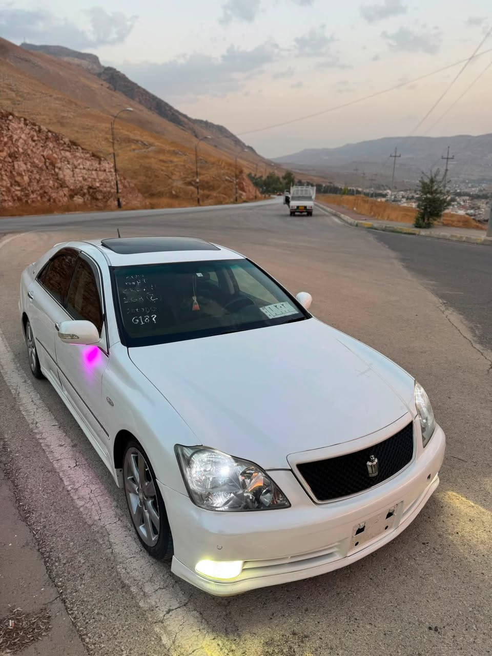 كراون شاهين • ٢٠٠٥ • ١٨٠٠٠٠