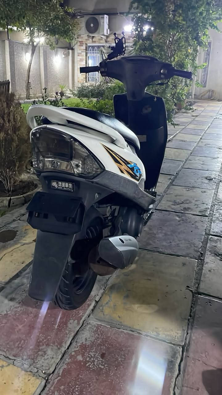 سلام عليكم دراجه ماكس عدله للبيع الدراجه كلش جديده وكفراته جدد ولا ليطه طاكه منهن مكفوله كفاله عامه مكاني بغداد لاستفسار ***********
