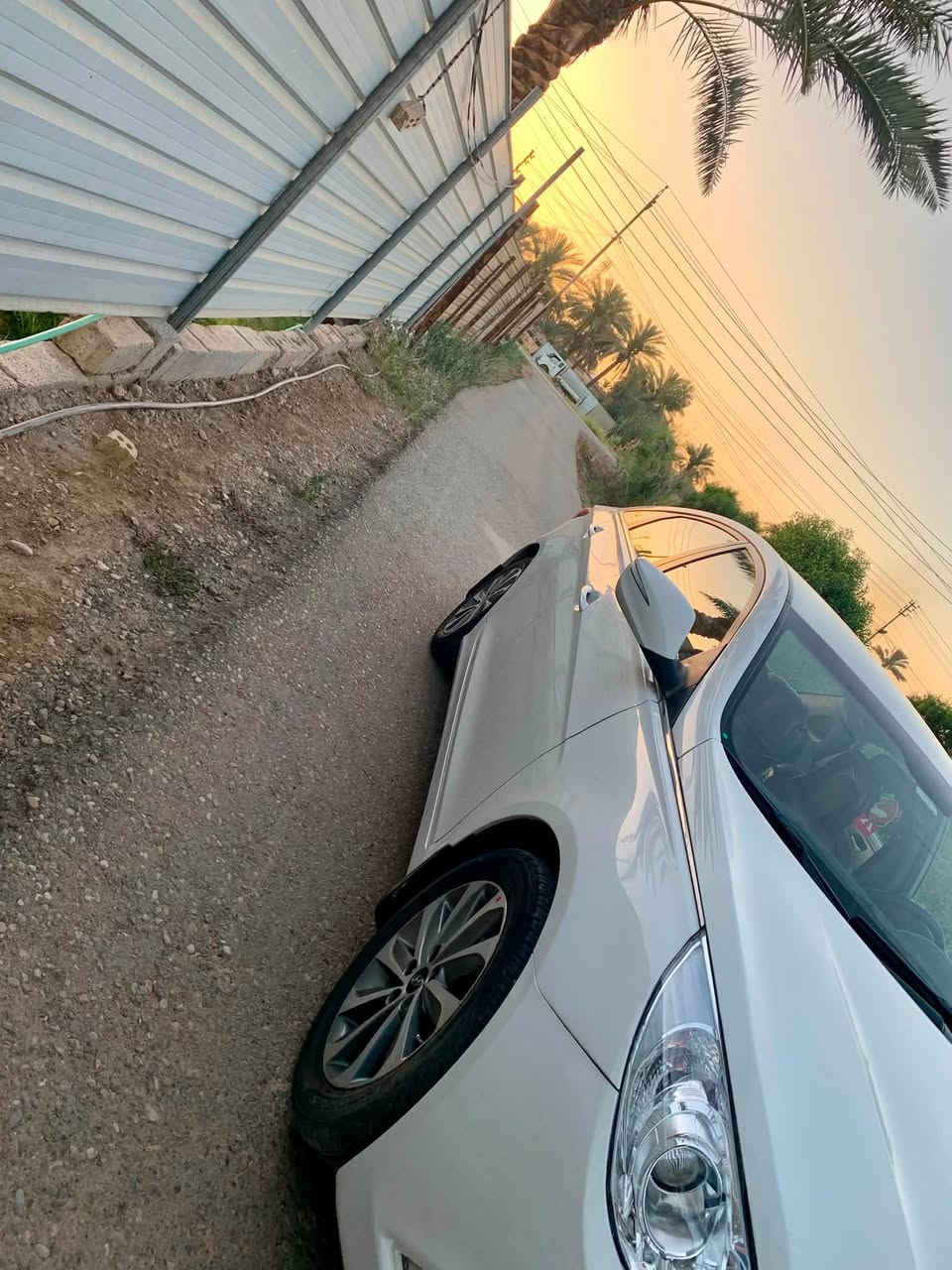 السلام عليكم اخواني للبيع سوناتا خليجي 2014 محرك 2400 دوش السياره احلئ من الصور للاستفسار *********** المكان بغداد سلمان باك
