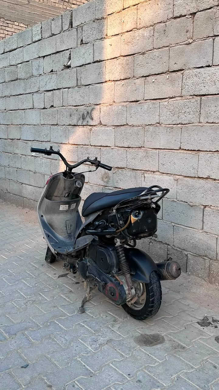 منغولي للبيع مكينة 49 بلاد شغاله كهربائيات بس تشحن باتري شغال سلف نقصها حساس بريك خاص او واتساب ***********
