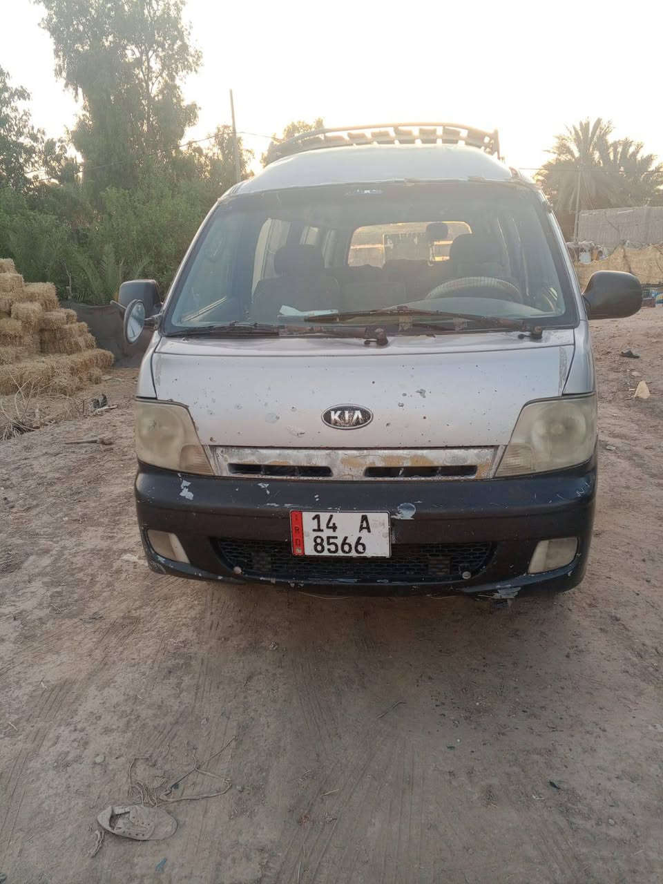 السلام عليكم منغولي مسكر للبيع سياره جاهزه فقط تريد ترتيب رقم صاحبها مو يم السياره اتصل سعرها 115 وبيها مجال متوازي على بيعتها كلش موديل 2004 رقم التلفون ‏‪,***********‬‏

