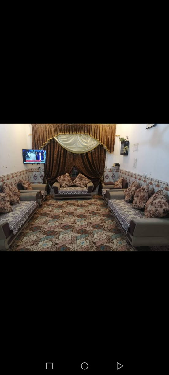 السلام عليكم
تخم عشره مقعد نوعيه ممتازه وقوي مع الكوشات 10
  برده ارتفاع 3متر وعرض 3/80
ثلاث قطع مسرح وبرده وتول
السعر 500
قرب شريفة بنت الحسن بني ساله
***********

