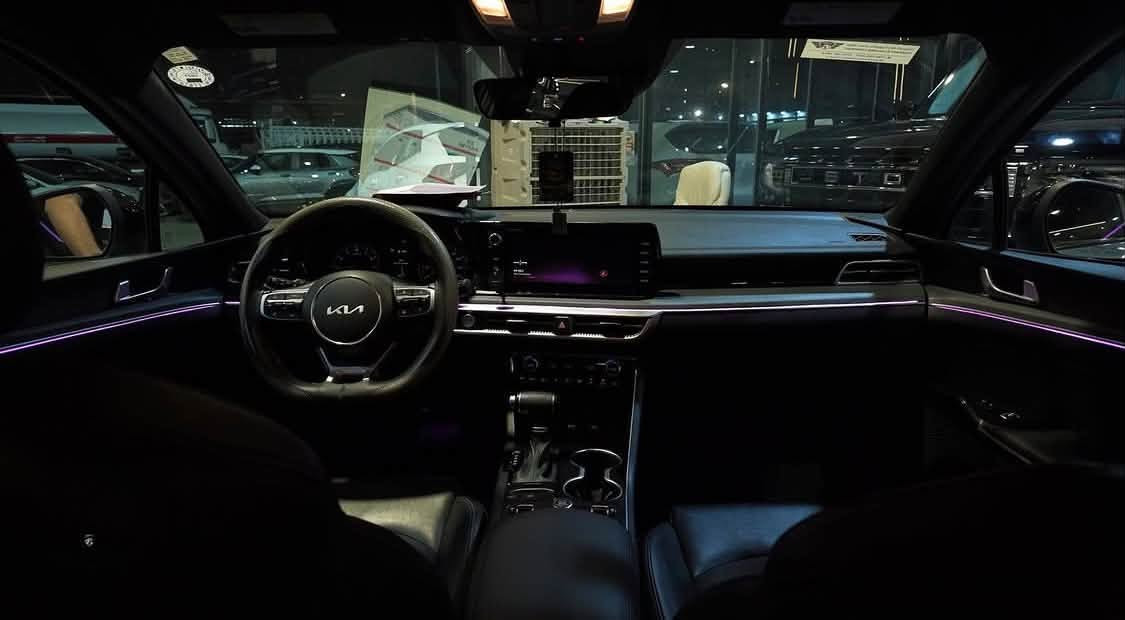 � للبيع Kia K5 موديل 2024

🔹 اللون: اسمنتي
🔹 المحرك: 1600 Turbo
🔹 فول مواصفات ما عدا البانوراما
🔹 رادارات 360°
🔹 كامرة دواره
🔹 توقف ذاتي
🔹 Auto Hold
🔹 سايد بريك دكمه
🔹 إضاءة محيطية RGB تحكم بالتلفون
🔹 قيادة ذاتية
🔹 كروز كنترول
🔹 تدفئة كشنات
🔹 رقم أربيل باسمي
🔹 تحويل أو وكالة

💰 السعر: 164 مليون
💵 والسعر قابل للتفاوض بالمعقول

📍 السيارة نظيفة وجاهزة للفحص
عنواني البصره :***********

نص مكتوب في الصور:
- شركة صدام الشرق